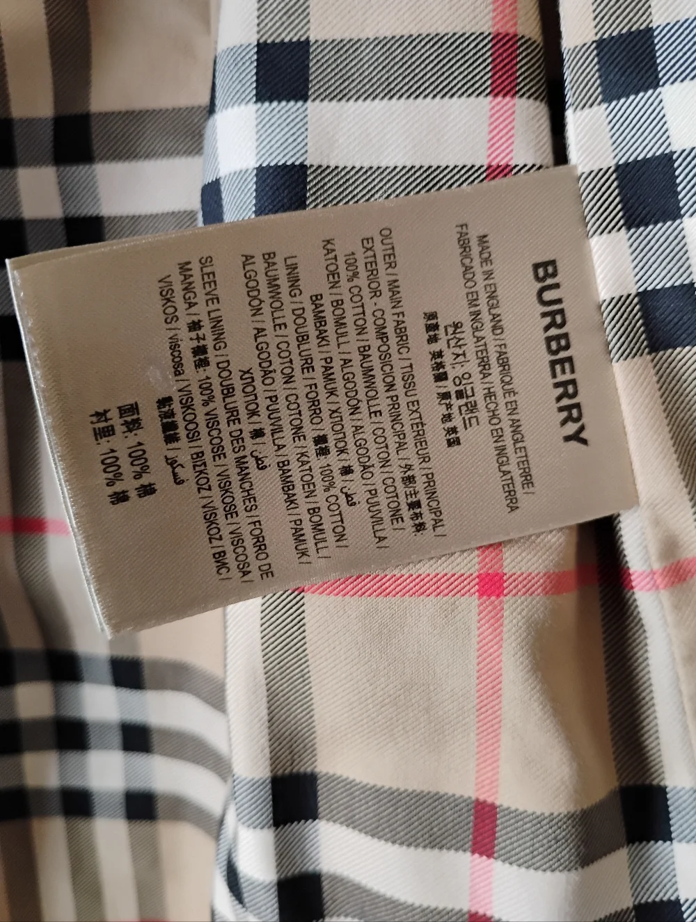 Burberry Beige Double-Breasted Trench Coat, Mid length, Chelsea Size US 6 - Picture 13 of 16